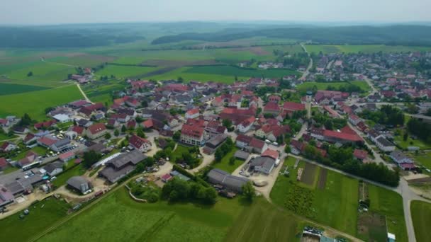 Letecký Pohled Město Německu Bavorsko Slunečného Jarního Odpoledne — Stock video