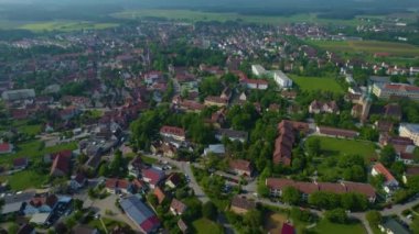 Baharda güneşli bir günde Almanya 'da bir şehrin, Bavyera' nın havadan görünüşü.