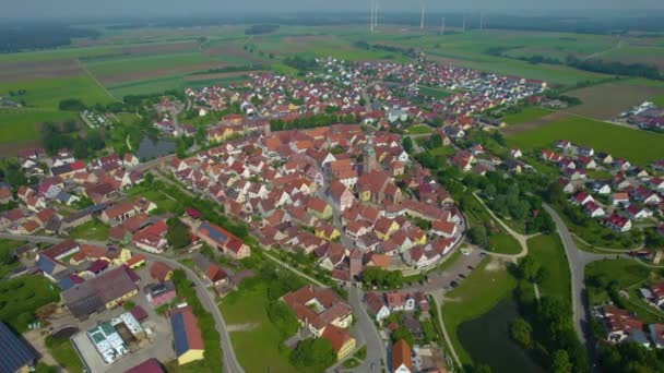 Vista Aérea Alrededor Una Ciudad Alemania Baviera Día Soleado Primavera — Vídeos de Stock