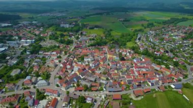 Almanya 'nın havadan görünüşü, güneşli bir baharda öğleden sonra Bavyera..