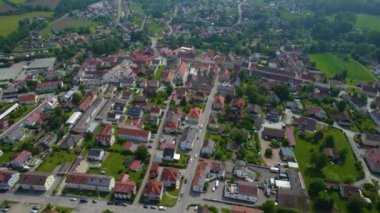 Almanya 'nın havadan görünüşü, güneşli bir baharda öğleden sonra Bavyera..