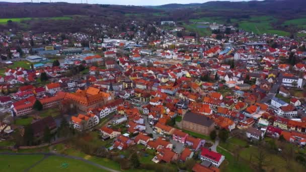 Αεροφωτογραφία Ενός Παλιού Κέντρου Της Νότιας Γερμανίας Μια Ηλιόλουστη Ανοιξιάτικη — Αρχείο Βίντεο
