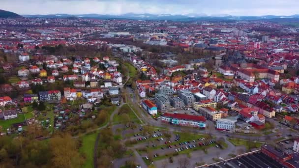 Güney Almanya Güneşli Bir Bahar Gününde Eski Bir Şehir Manzarası — Stok video