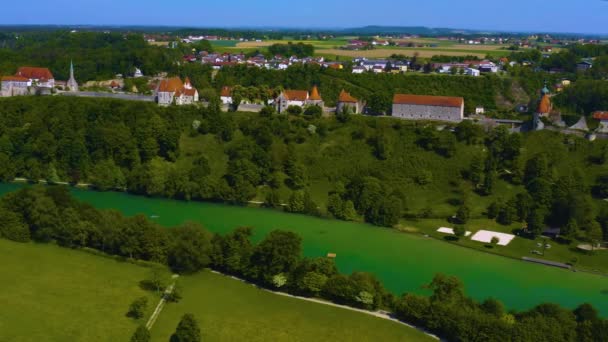 Vista Aérea Cidade Burghausen Alemanha Baviera Dia Ensolarado Primavera Durante — Vídeo de Stock