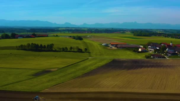 Luftaufnahme Rund Das Dorf Kerschdorf Bayern Einem Sonnigen Frühlingstag — Stockvideo