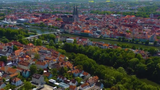 Vista Aérea Cidade Regensburg Alemanha Baviera Dia Ensolarado Primavera Durante — Vídeo de Stock