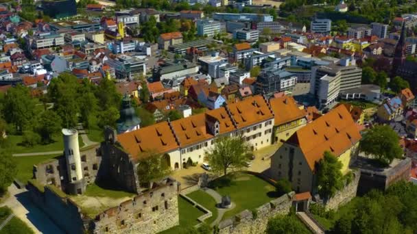 Almanya Daki Eski Şehir Merkezinin Havadan Görünüşü Güneşli Bir Bahar — Stok video