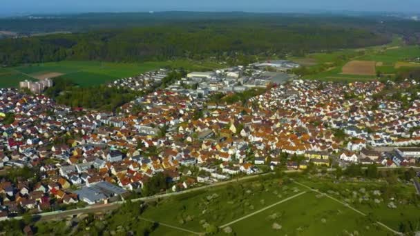 Almanya Daki Eski Şehir Merkezinin Güneşli Bir Bahar Gününde Havadan — Stok video