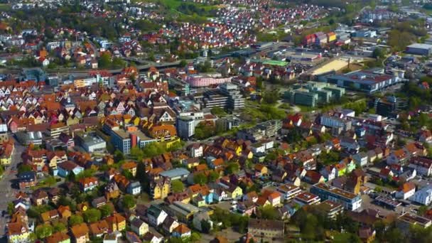 Almanya Daki Eski Şehir Merkezinin Güneşli Bir Bahar Gününde Havadan — Stok video