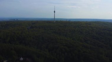 Yazın güneşli bir günde Almanya 'nın Stuttgart kentindeki hava manzarası