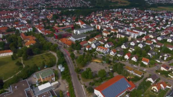 Widok Lotu Ptaka Wokół Miasta Winnenden Niemczech Późnym Popołudniem Lecie — Wideo stockowe