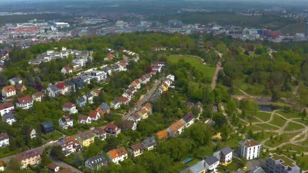 Légi Kilátás Város Körül Stuttgart Németországban Napsütéses Napon Nyáron — Stock videók