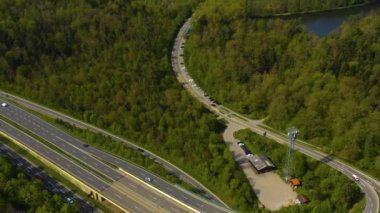 Otoban kavşağının hava manzarası, Autobahn, Stuttgart Almanya 'da güneşli bir bahar günü