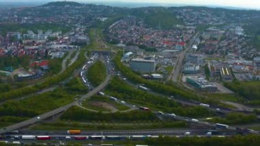 Leonberg Almanya 'sındaki otoban üçgeninin hava görüntüsü.