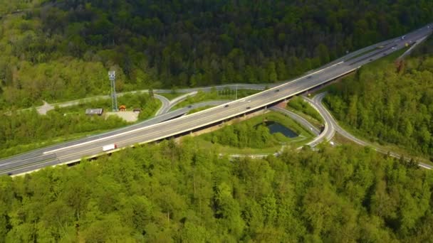 Vista Aérea Cruzamento Rodovia Círculo Autobahn Schattenring Estugarda Alemanha Dia — Vídeo de Stock