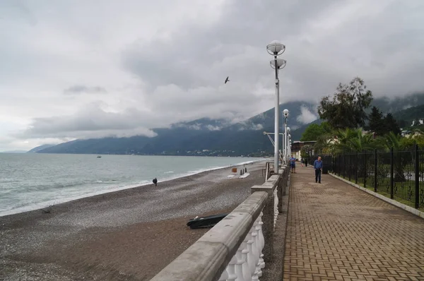 Gagra kıyıları, Abhazya.