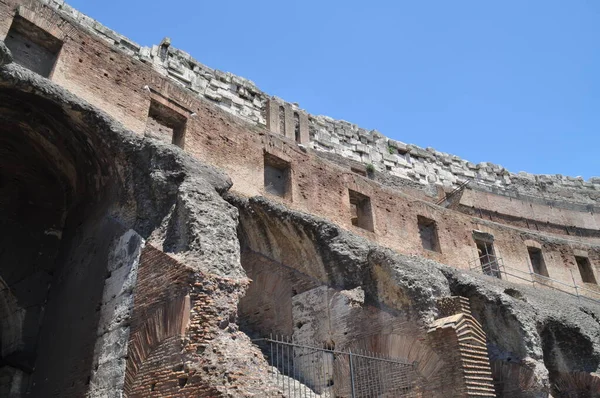 Колизей Овальный Амфитеатр Риме Италия — стоковое фото