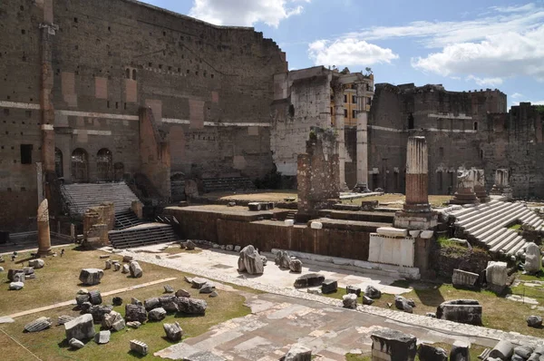 Restos Fórum Trajano Roma Itália — Fotografia de Stock