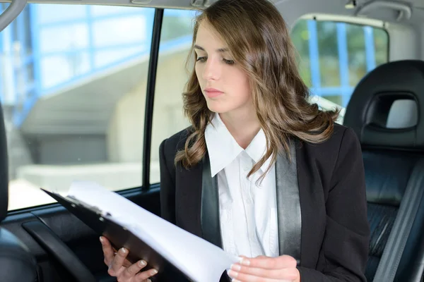 Young Successful Business Woman Traveling Car — Stock Photo, Image