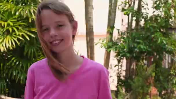 Portrait Fille Adolescent Visage Extérieur — Video