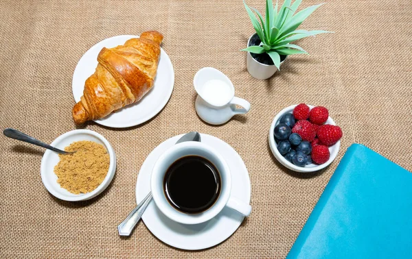 Ogólny Plan Kompletnego Śniadania Macie Aby Rozpocząć Dzień Siłą Zawiera — Zdjęcie stockowe