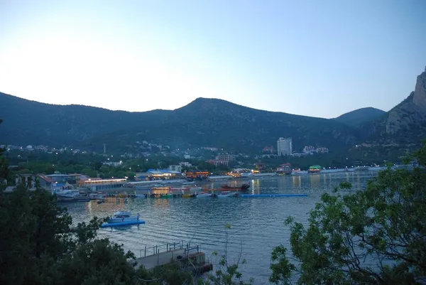  Kırım Yarımadası. Yeni Dünya.