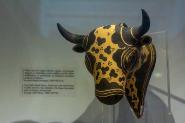 Clay Bull 's Head rhyton, Knossos-Little Palace, MÖ 1450-1370