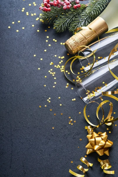 Caixa Presente Férias Presente Com Fita Confete Dourado Bugigangas Ouro — Fotografia de Stock