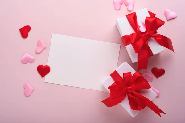 White Gift Boxes Red Ribbon Small Red Decorative Hearts Pink — 图库照片