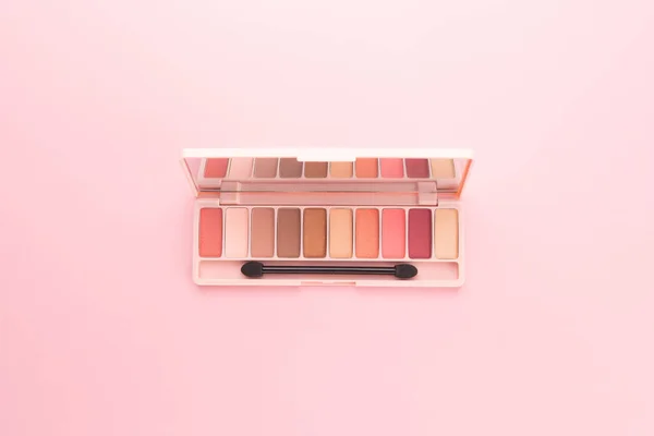 Top View Eye Shadow Make Palette Pink Background Beauty Cosmetic — Stock Photo, Image