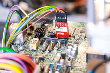 Elektronik devre çip işlemcisi. Yeşil PCB Bileşeni.