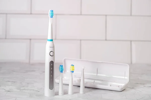 Modern White Sonic Electric Toothbrush Replacement Heads Concept Professional Oral — Stock Photo, Image