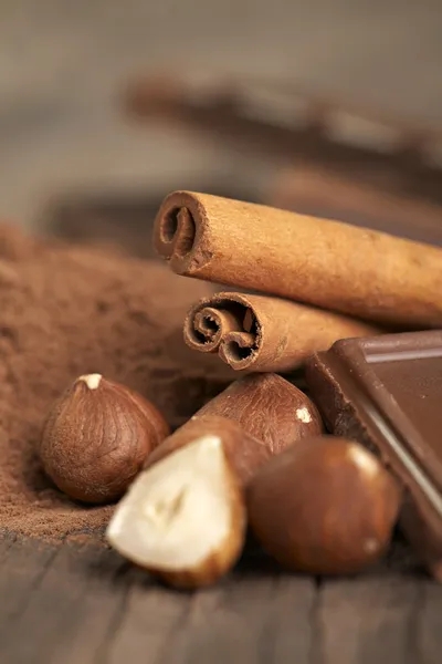 Cioccolato con noci — Foto Stock