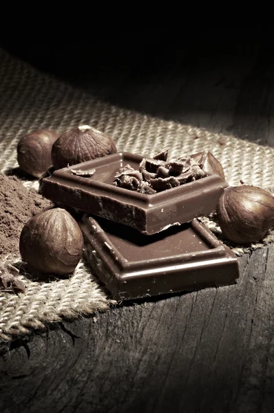 Cioccolato con ingredienti — Foto Stock