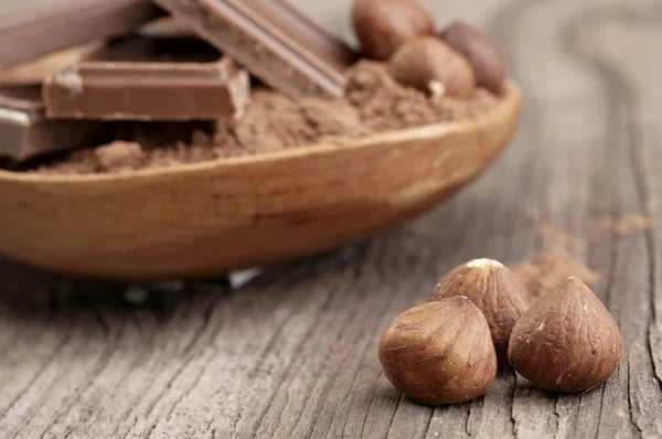 Cioccolato con nocciole — Foto Stock