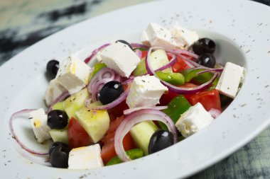 Yunan salatası