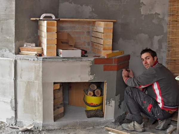 Bina açık bir şömine