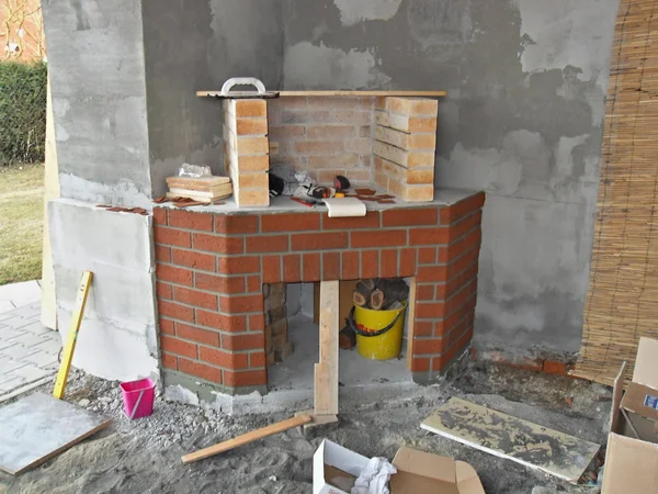 Bina açık bir şömine