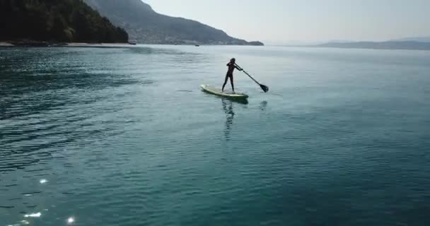 Summer Time Sea Aerial View Child Paddleboard Cute Child Learning — Stock Video