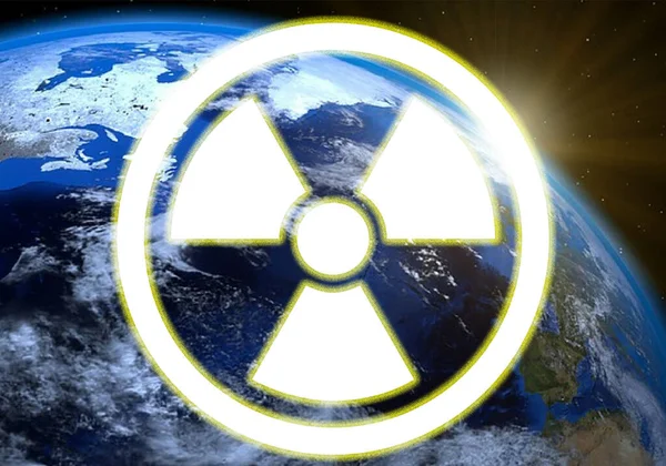 Mart 2022, Dünya 'nın radyoaktivite tehlike sembollü görüntüsü