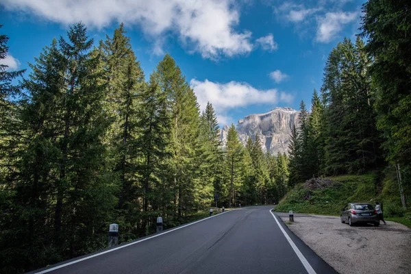 September 2021 Panorama Sass Pordoi Photographed Winding Road Leading Passo — Stock Photo, Image