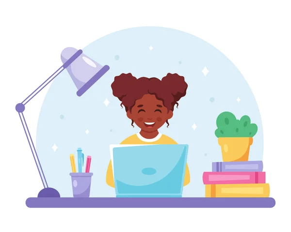 Menina negra estudando com computador. Aprendizagem online, de volta ao conceito de escola. Ilustração vetorial —  Vetores de Stock