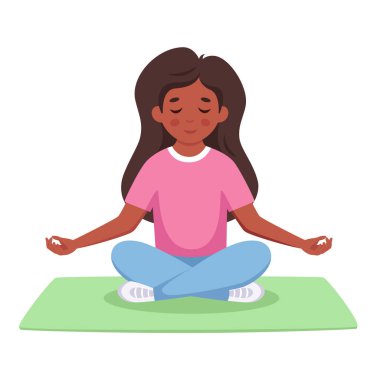 Küçük kız nilüfer çiçeği pozunda meditasyon yapıyor. Yoga ve çocuklar için meditasyon