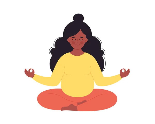 Черная беременная женщина медитирует в позе лотоса. Здоровая беременность, йога, расслабление, дыхательные упражнения. Векторная иллюстрация — стоковый вектор