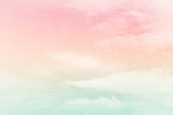 Yumuşak bulutlu gradyan pastel, soyut gökyüzü arkaplanı tatlı renkli.