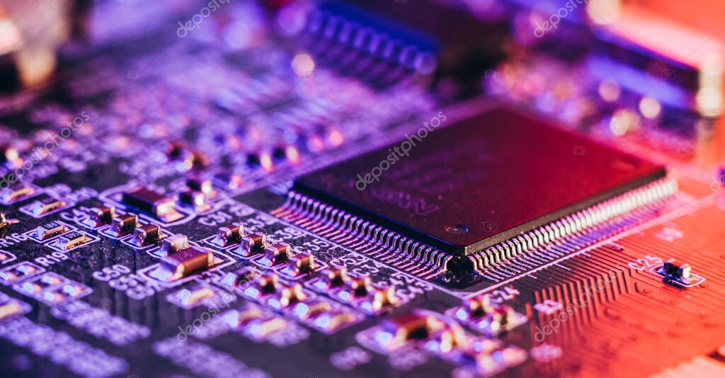 Escasez de chips en la fabricación de automóviles. Producción de alta tecnología de chips