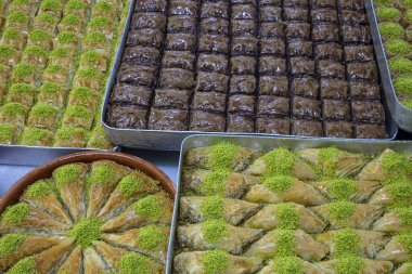 Karışık tepsi baklava, Türk baklavası, Türk kültürü Türk Tatlısı Baklava konsept geçmişe sahip.