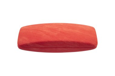 Gözlük kutusu. Bardaklar için boş deri çanta. Beyaz arkaplanda izole edilmiş gözlük kutusu. 