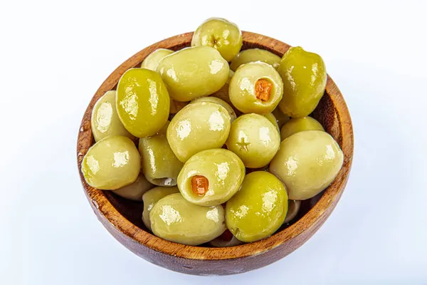 Petites Olives Vertes Marinées Remplies Poivron Rouge Dans Bol Bois — Photo