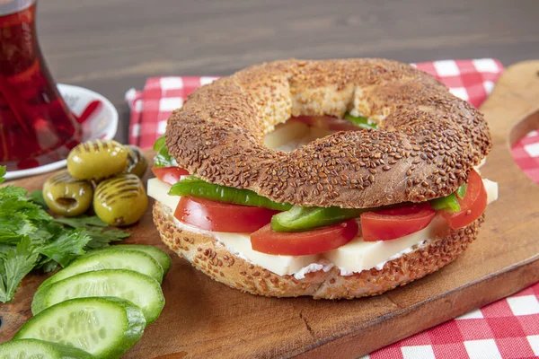 Τούρκικο Σάντουιτς Μπάγκελ Σιμίτ Vegan Bagel Φτιαγμένο Στο Σπίτι Τυρί — Φωτογραφία Αρχείου